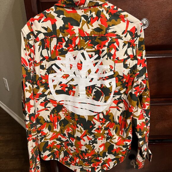 Timberland Camo Patterned Canvas Button Down Shirt Jacket - Picture 4 of 5